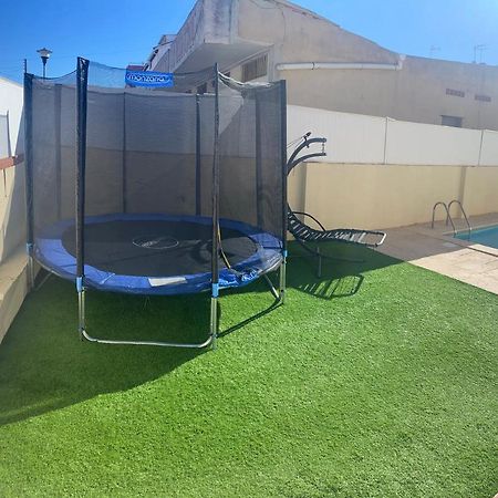 Villa Casa Con Gran Piscina Particular Cerca Playa Torredembarra Exterior foto